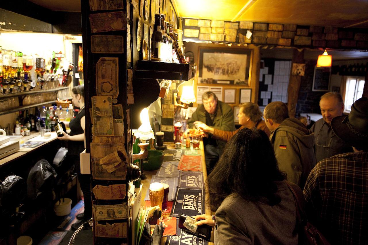 Duke Of York Hotel Dolton Luaran gambar
